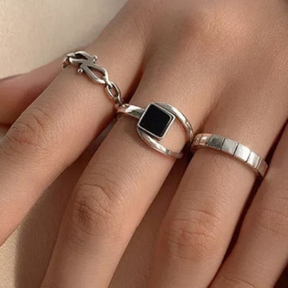 🖤Insta black sterling silver ring - Picture 2 of 7
